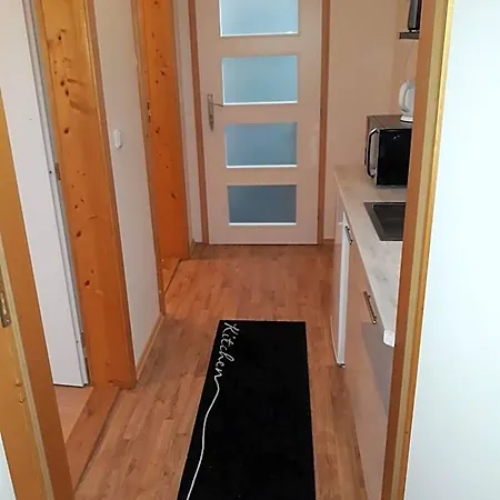 Dvoupokojovy S Kuchynskym Koutem