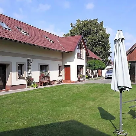 Dvoupokojovy S Kuchynskym Koutem Kutná Hora